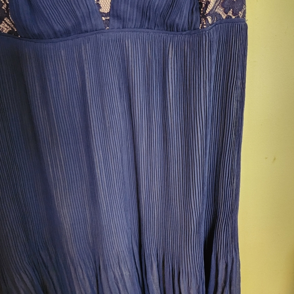 🎈🥳Host Pick!!🎈🥳 Motherhood Maternity Dress NWT - Picture 3 of 8